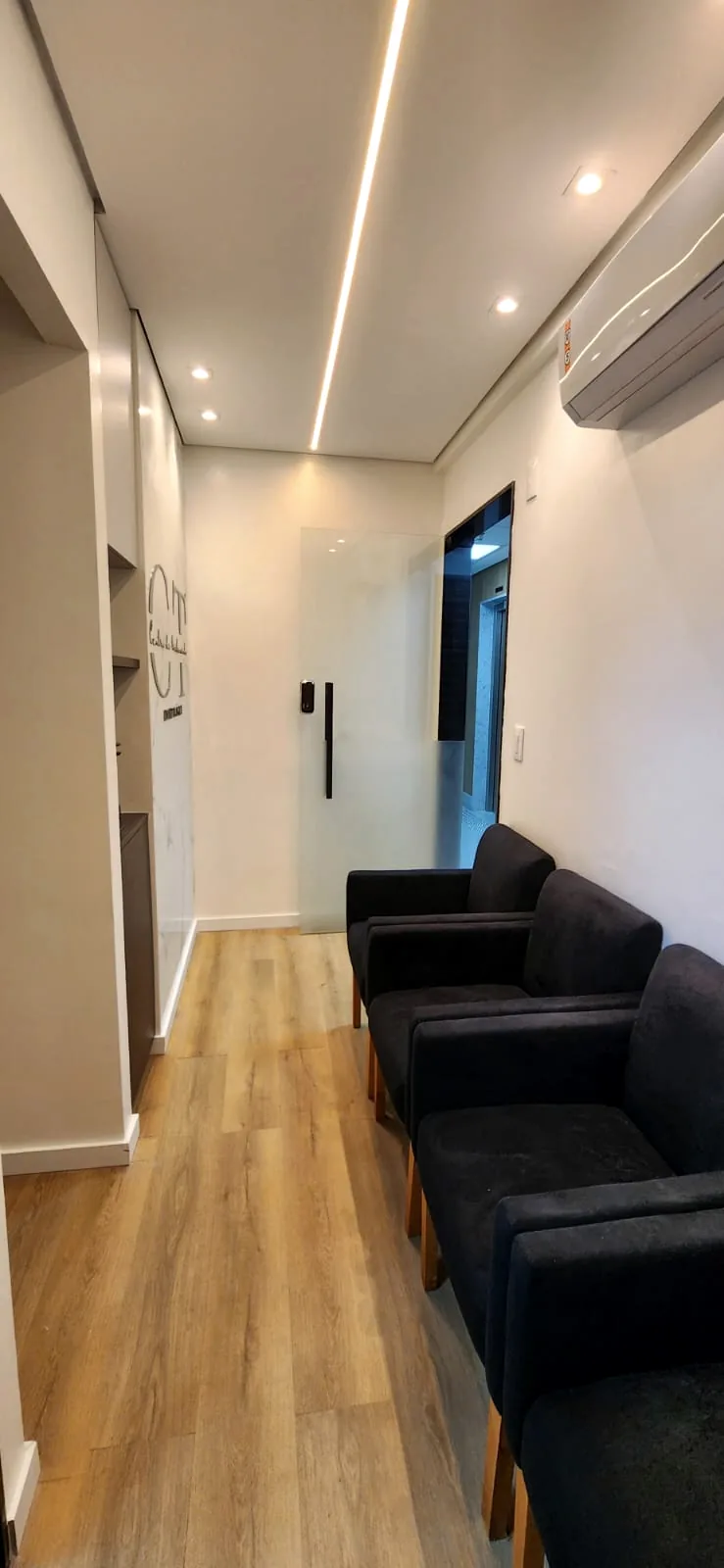 Recepção e corredor da CT Odonto — Centro de Tratamento Odontológico nas Graças, Recife