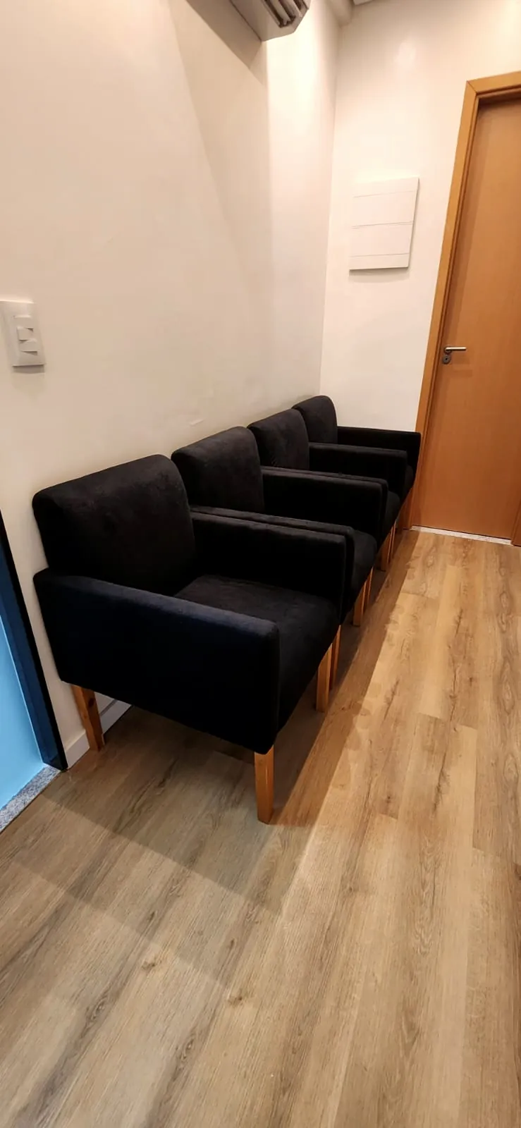 Sala de espera tranquila da CT Odonto para atendimento TEA e PNE